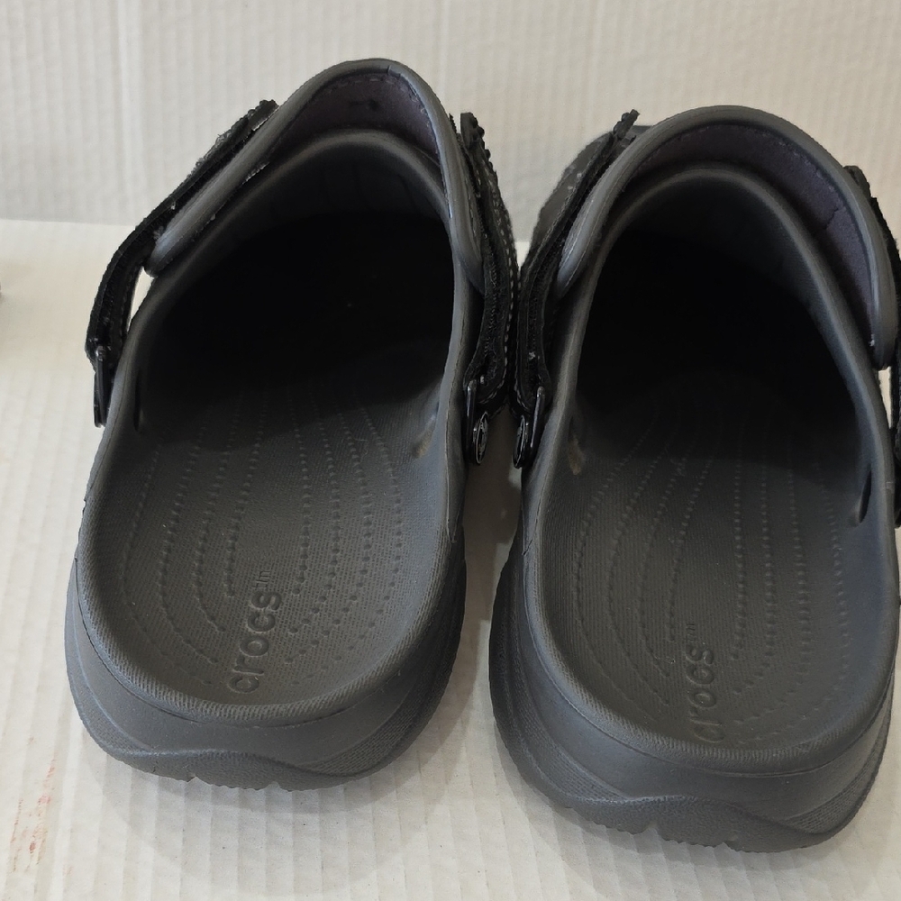 CROCS Swiftwater Leather Mens Black and Gray Sandals Size 13 - Picture 6 of 10